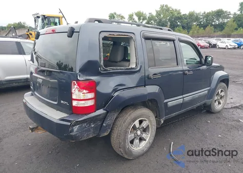 2008 Jeep Liberty Sport z USA, uszkodzony, nr VIN 1J8GN28K68W106343